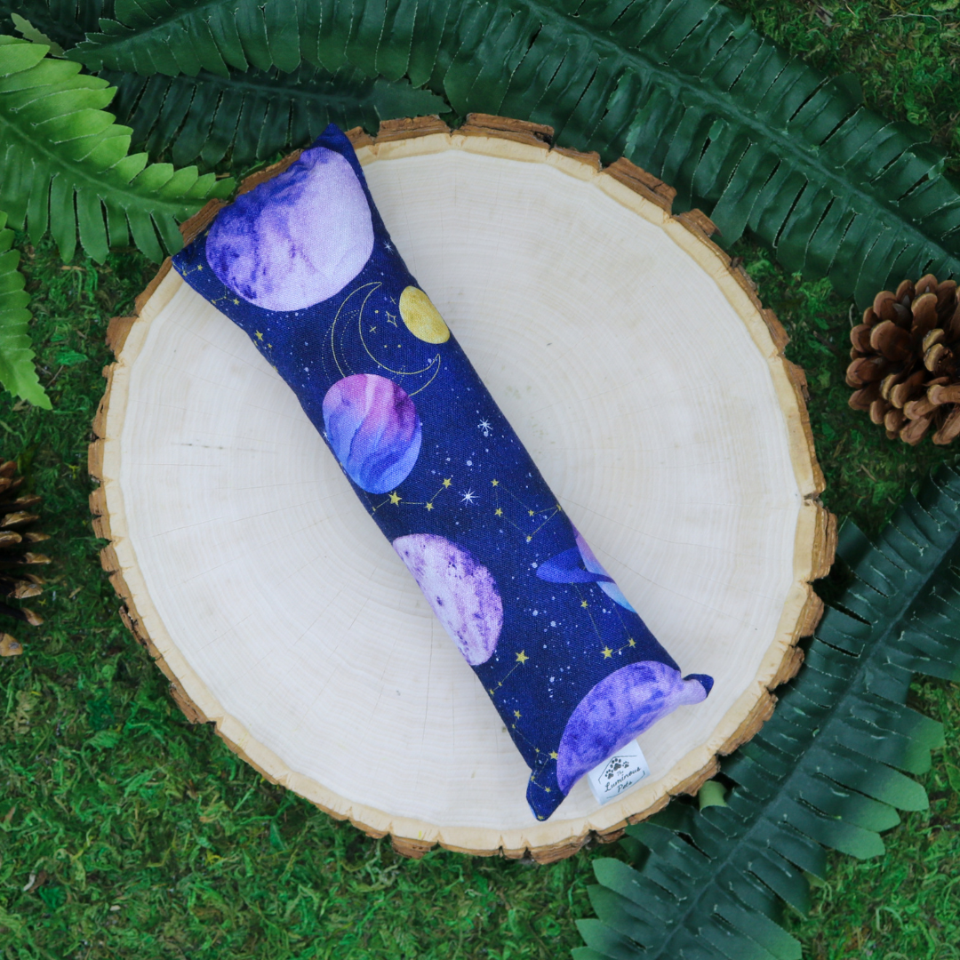 Organic catnip with valerian root cat toy kickers handmade by The Luminous Pets Purple Planets