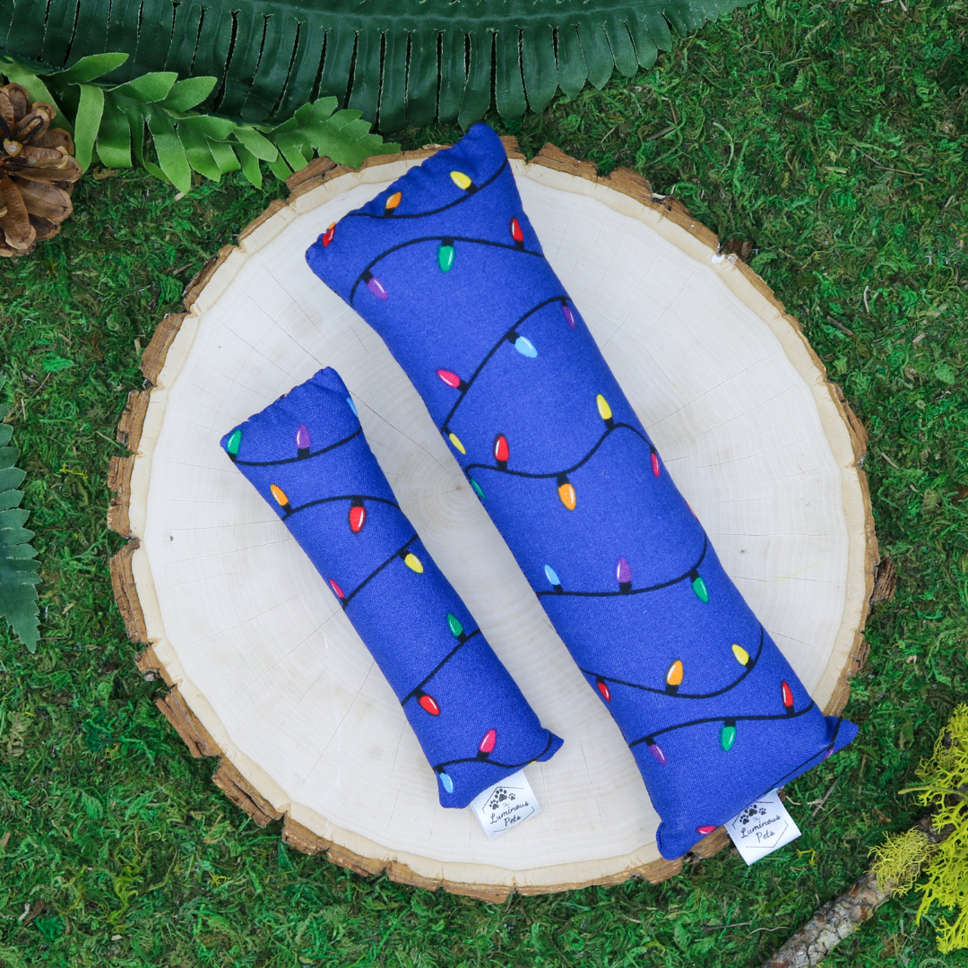 Catnip with valerian root cat toy _ Kicker sticks by The Luminous Pets _ Christmas Lights