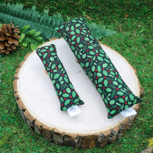 Catnip with valerian root kicker cat toy by The Luminous Pets _ Winter Holly and Holly Leaves