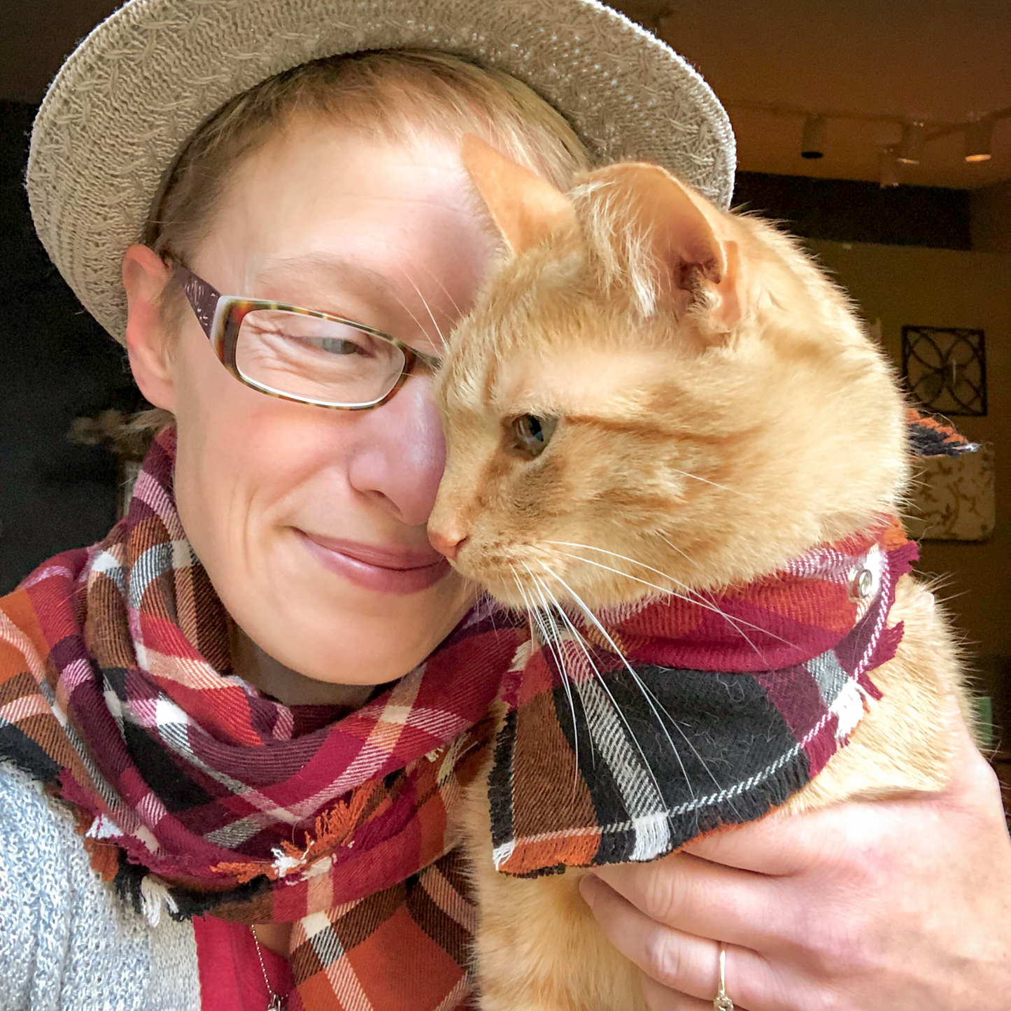 Orange tabby in autumn plaid cat bandana | Handmade by The Luminous Pets