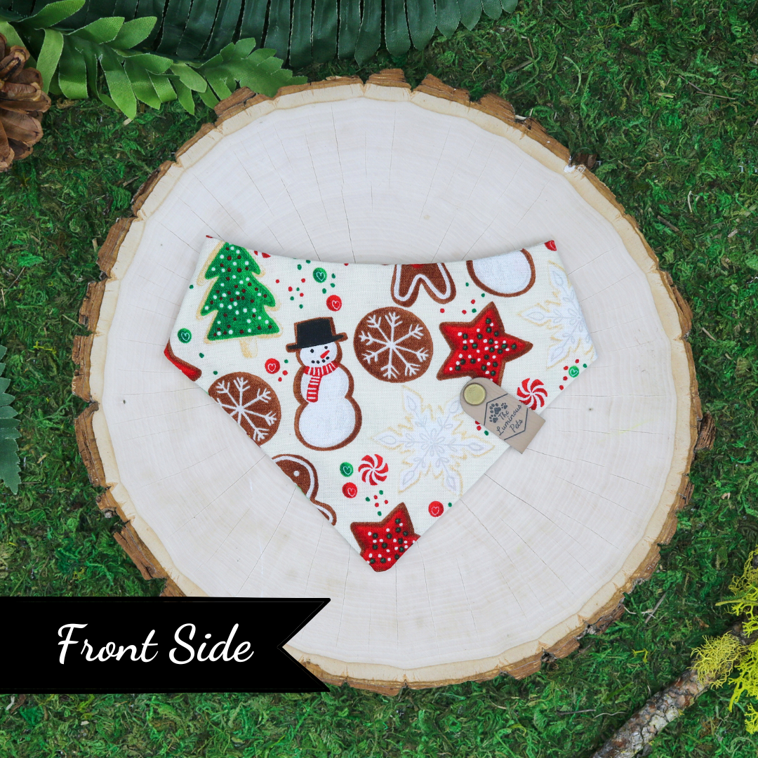 Reversible Pet bandana for cats and dogs _ Handmade by The Luminous Pets _ Winter Gingerbread Cookies and Christmas Trees