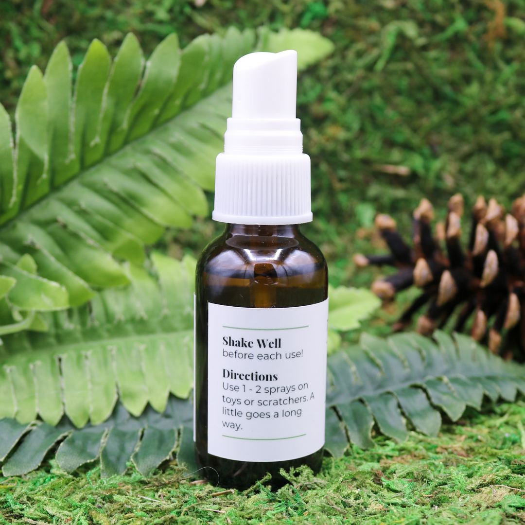 The Luminous Pets Organic Catnip Spray for Toys and Scratchers
