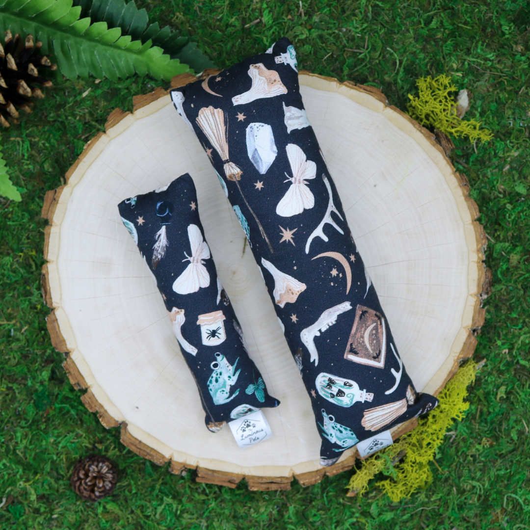 Organic catnip with valerian root cat toy kickers handmade by The Luminous Pets magical items