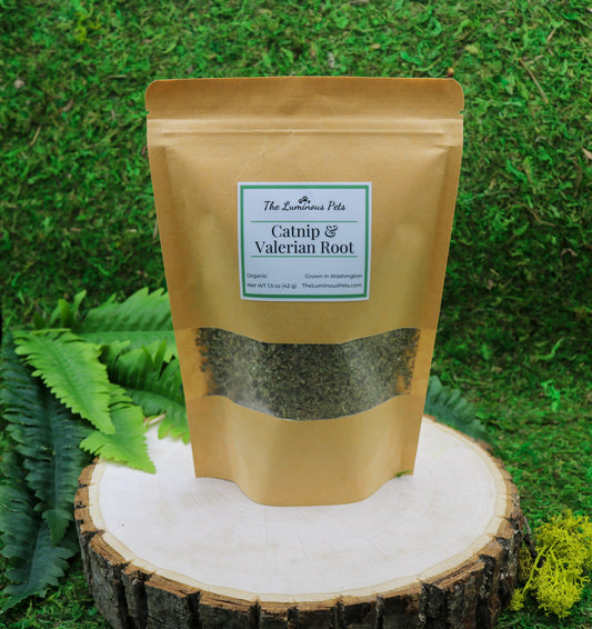 Catnip and valerian root blend by The Luminous Pets