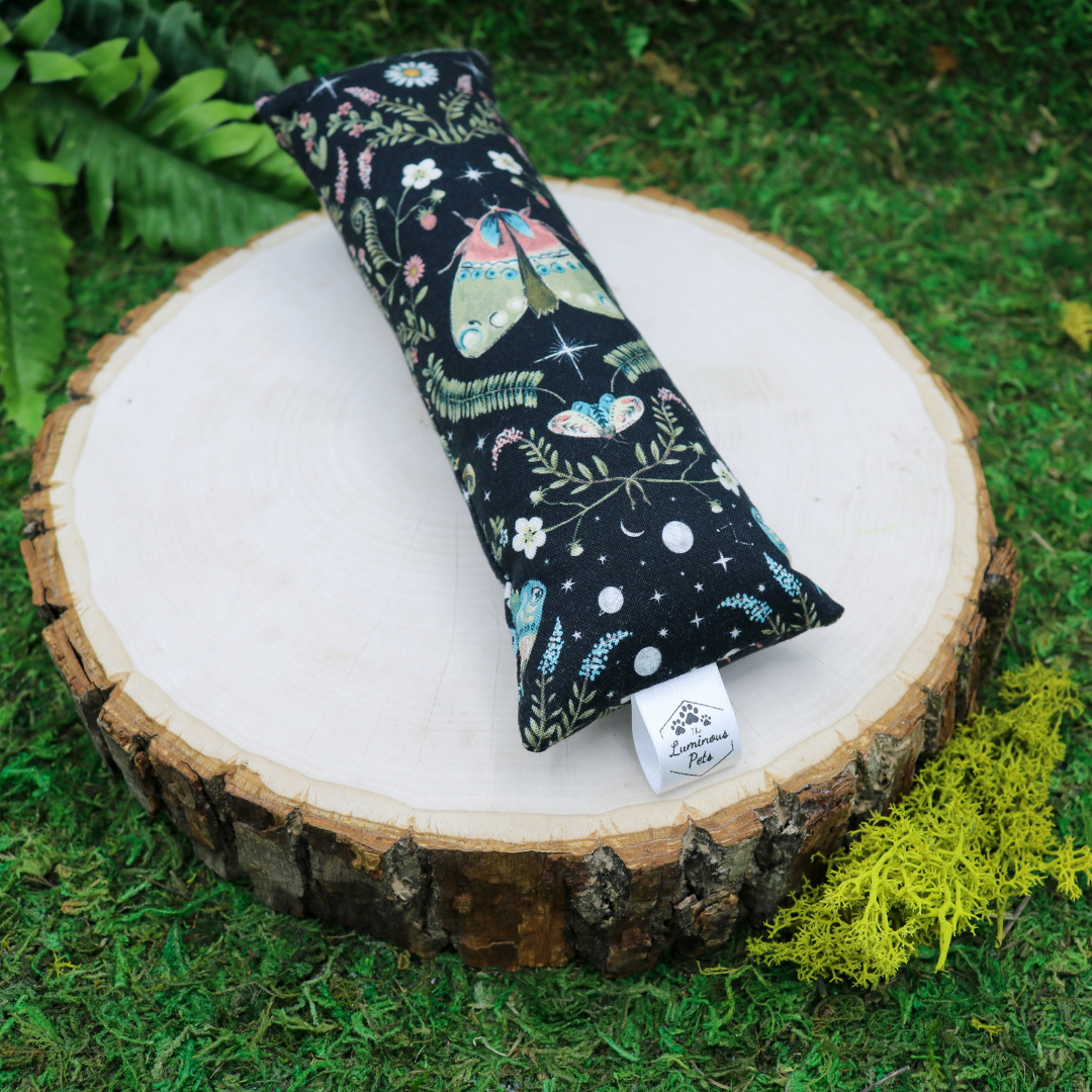 Catnip with valerian root cat toy by The Luminous Pets _ Moth Garden 