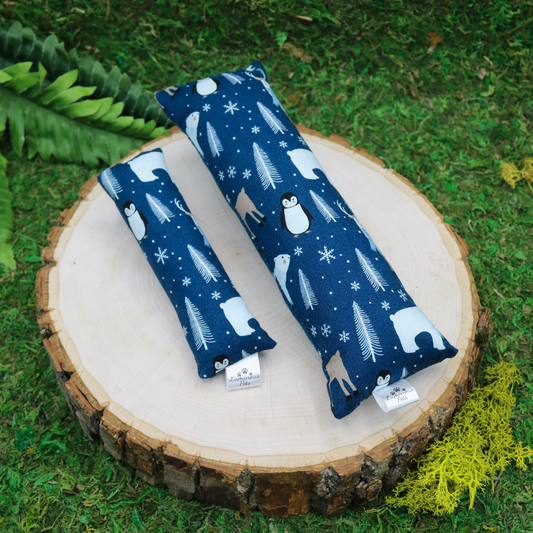 Catnip with valerian root cat toy by The Luminous Pets _ Winter Animals on Navy