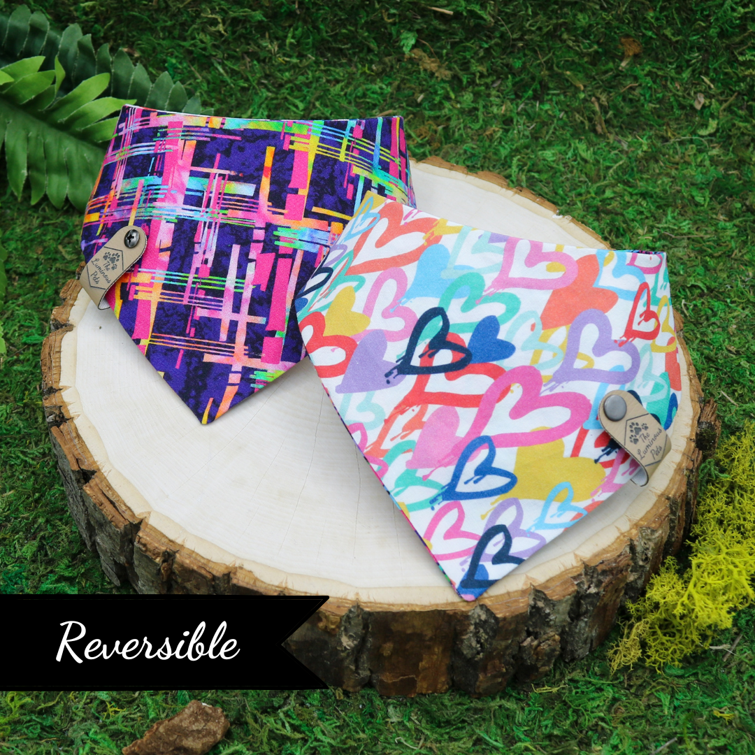 Reversible snap on bandana with graffiti hearts for dogs and cats by The Luminous Pets