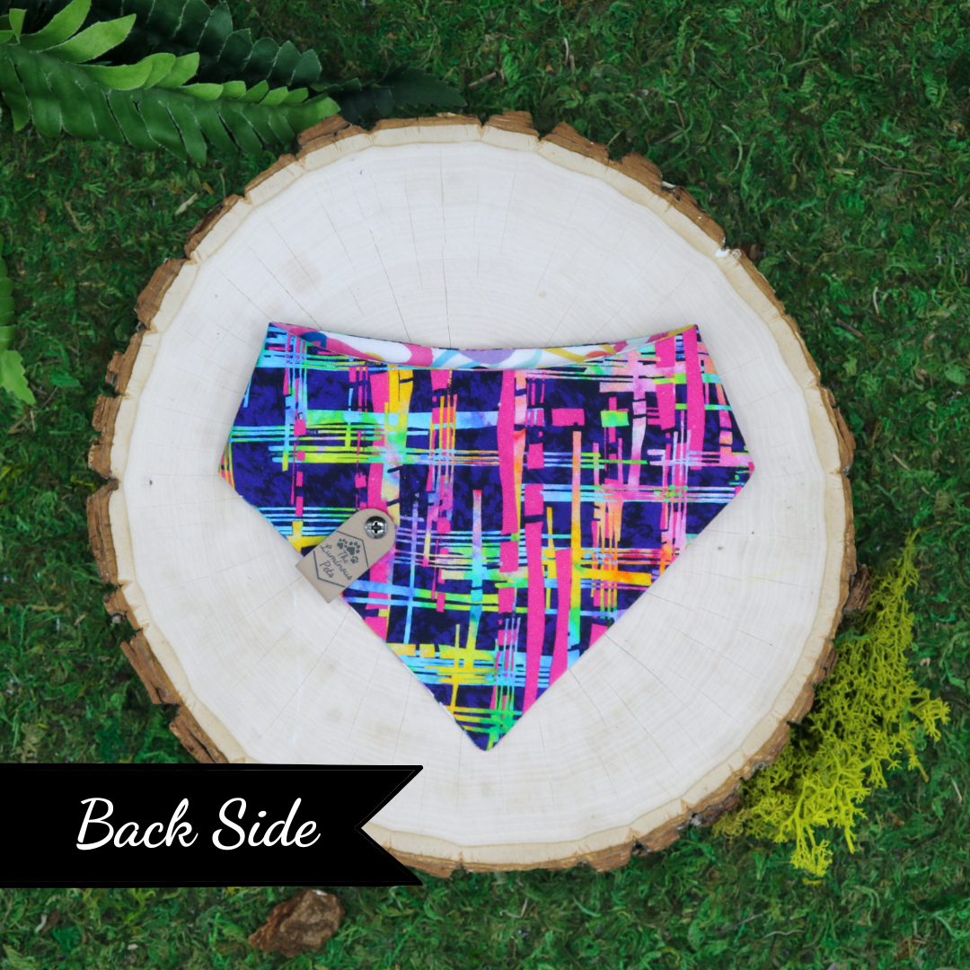 Reversible snap on bandana with graffiti hearts for dogs and cats by The Luminous Pets